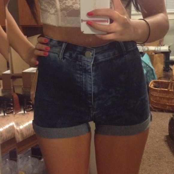 High waisted shorts - Picture 5 of 5